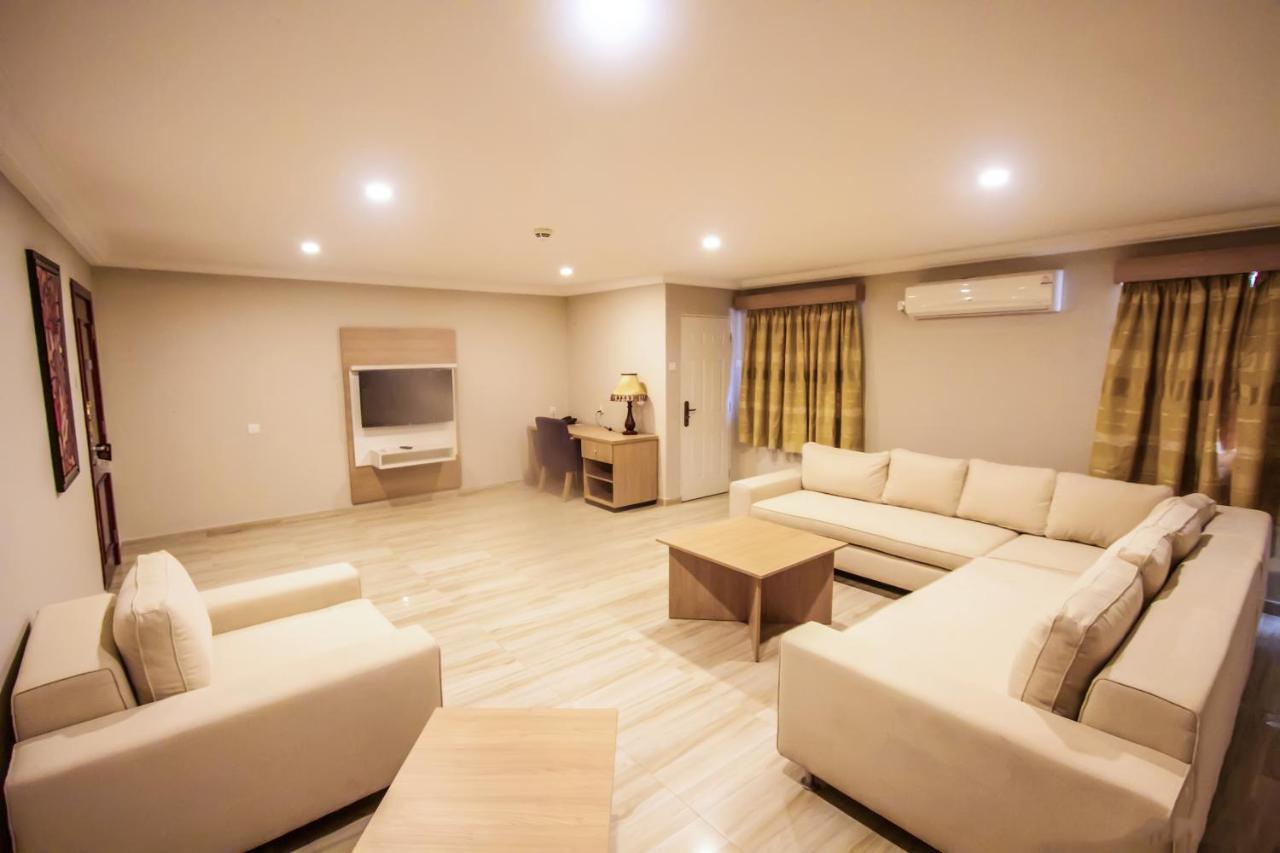 Visa Karena Hotels Port Harcourt Buitenkant foto