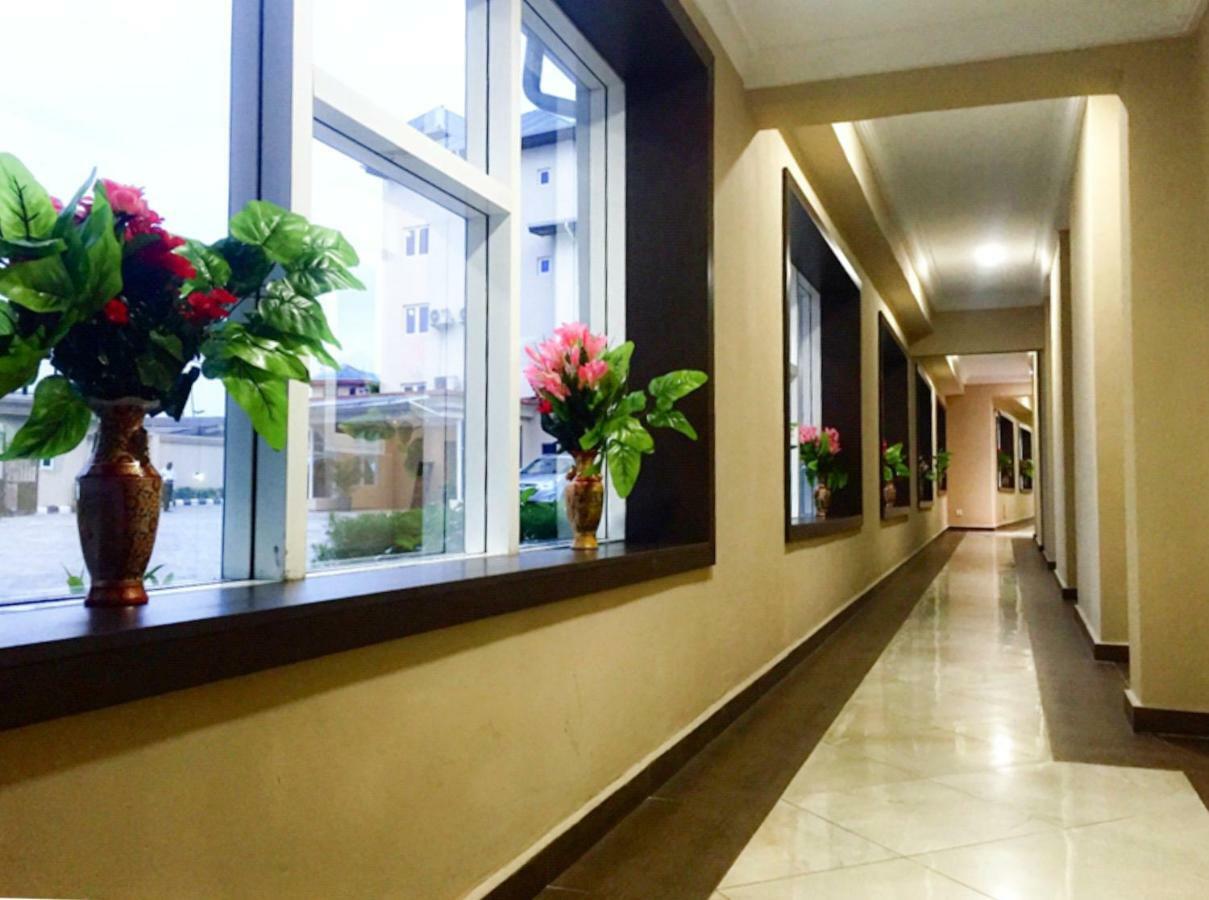 Visa Karena Hotels Port Harcourt Buitenkant foto